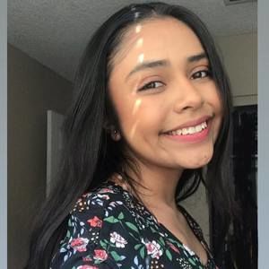 Meet your Posher, Janelle